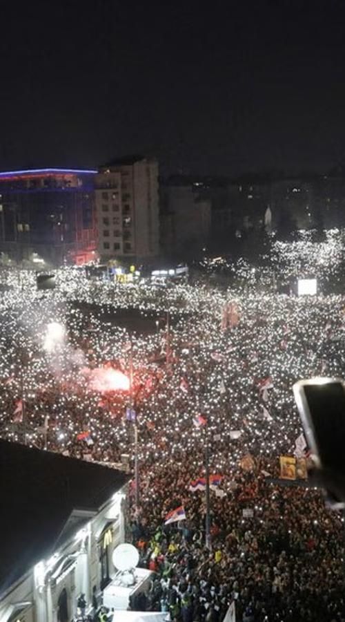 Изображение-Бунт оптимистов